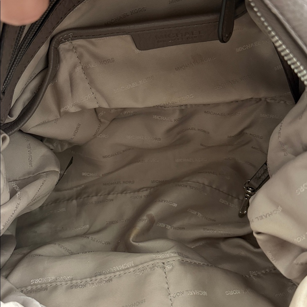 Used Michael Kors leather set - Picture 14 of 16